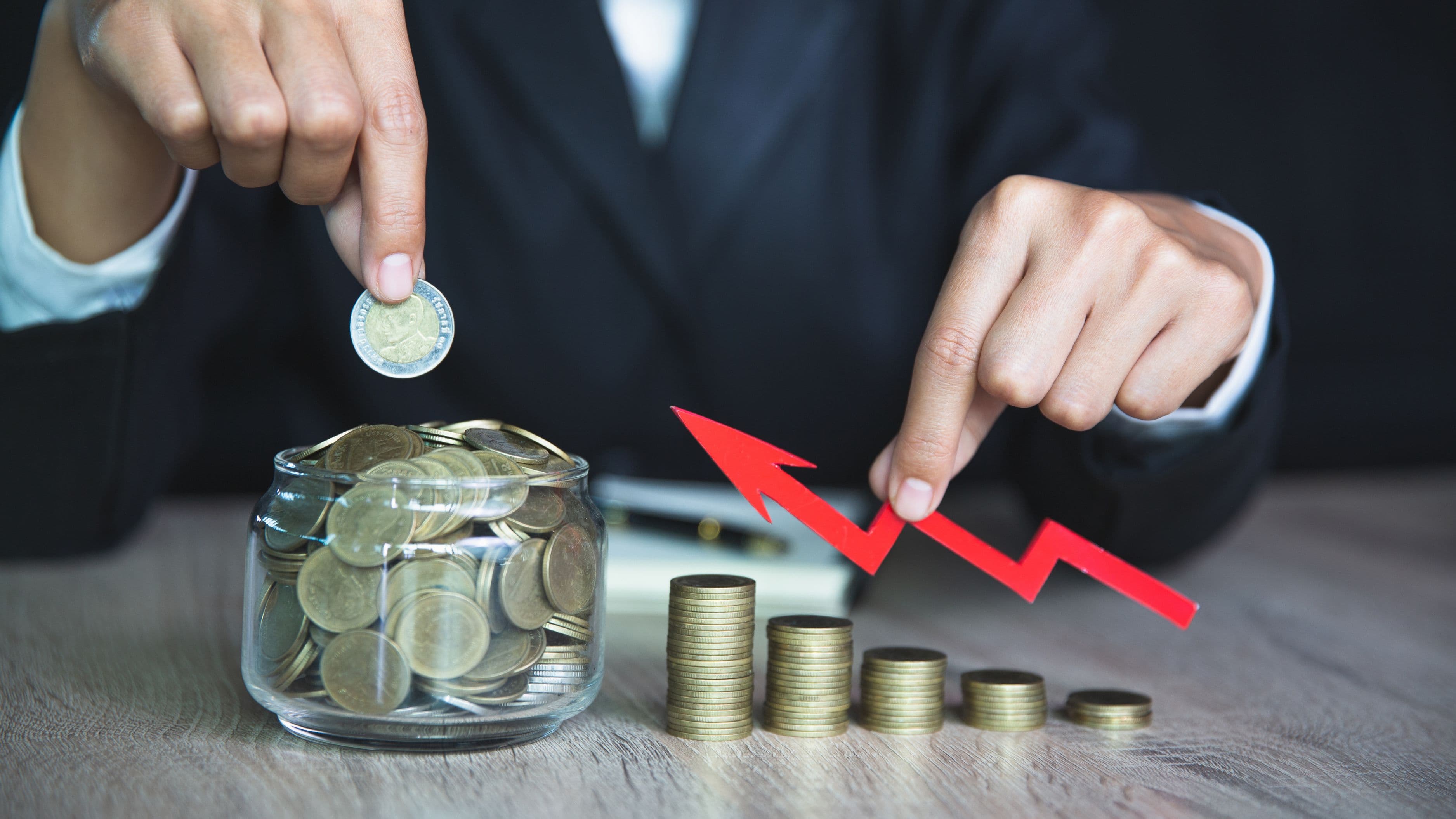 Interactive Brokers VS Charles Schwab (2026): Which Is Better?